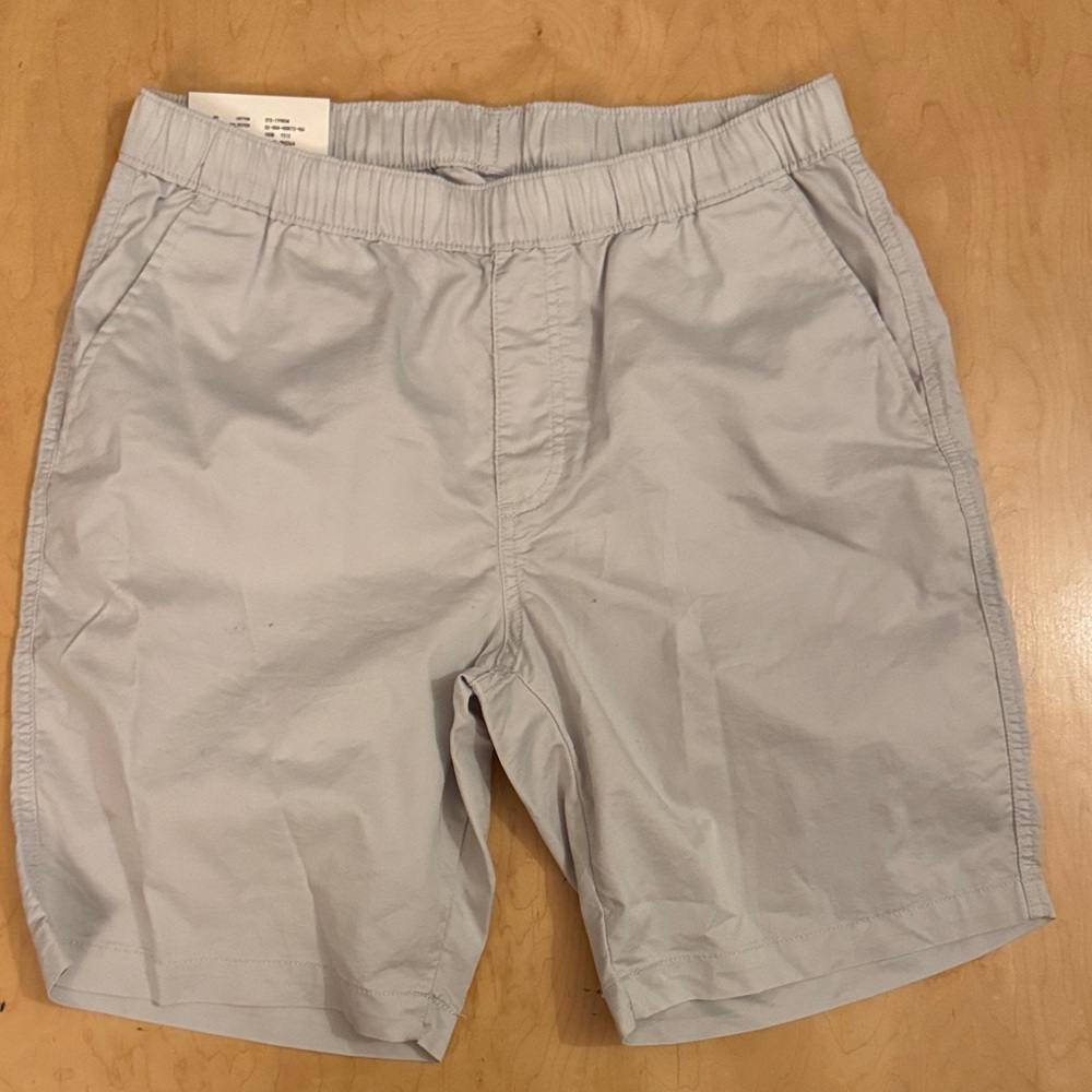 Uniqlo Light Gray Flat Front Shorts
